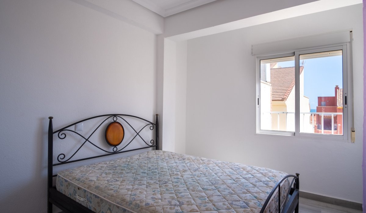 Resale - Apartment / flat - Pilar de la Horadada - Torre de la Horadada