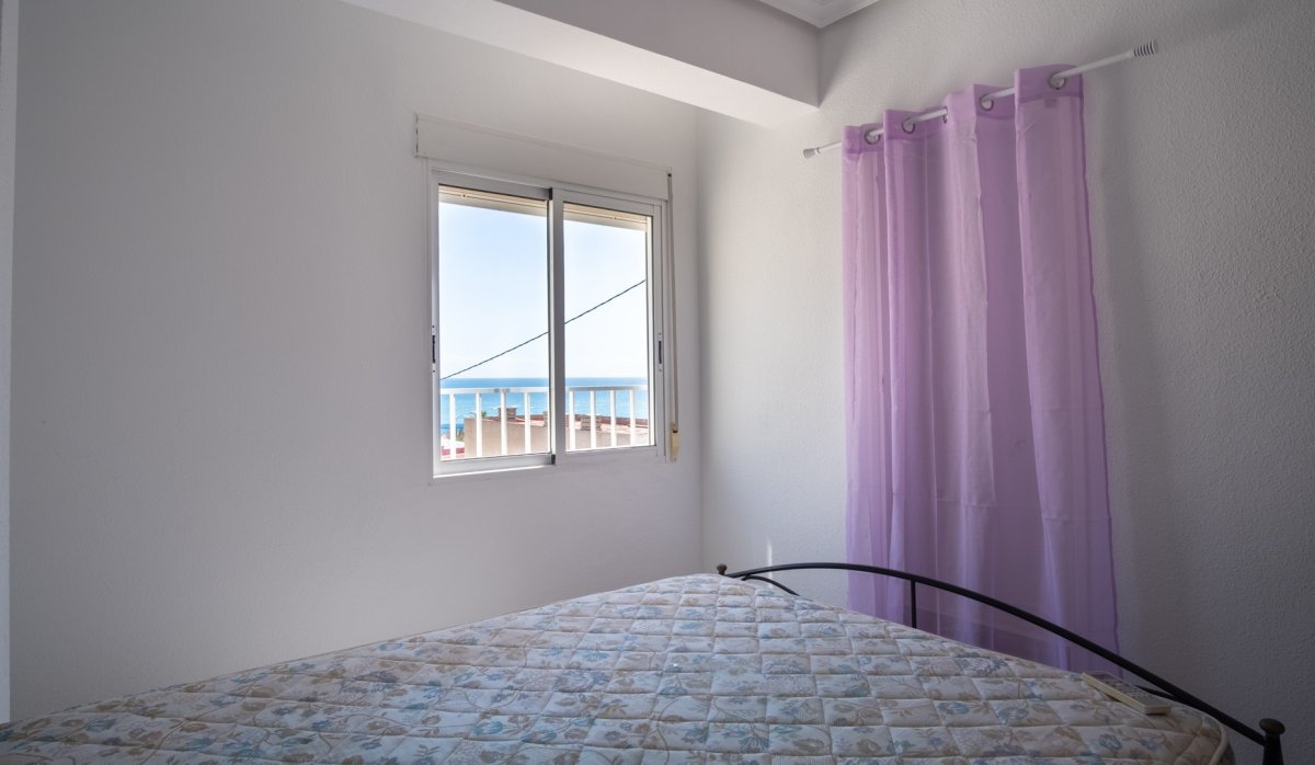 Resale - Apartment / flat - Pilar de la Horadada - Torre de la Horadada