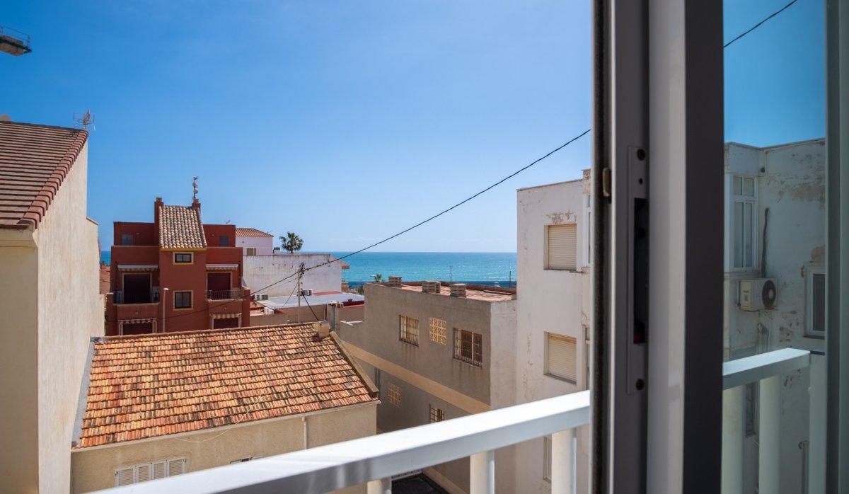 Resale - Apartment / flat - Pilar de la Horadada - Torre de la Horadada
