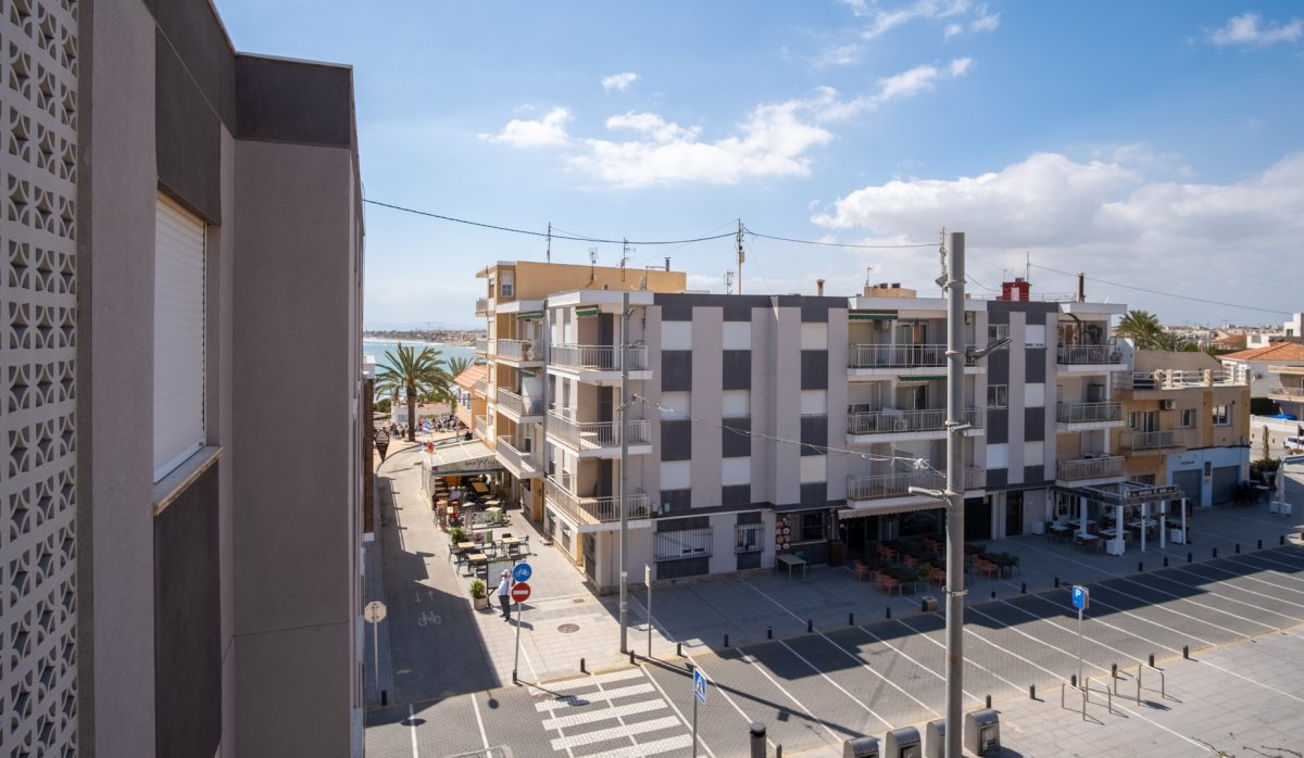 Resale - Apartment / flat - Pilar de la Horadada - Torre de la Horadada