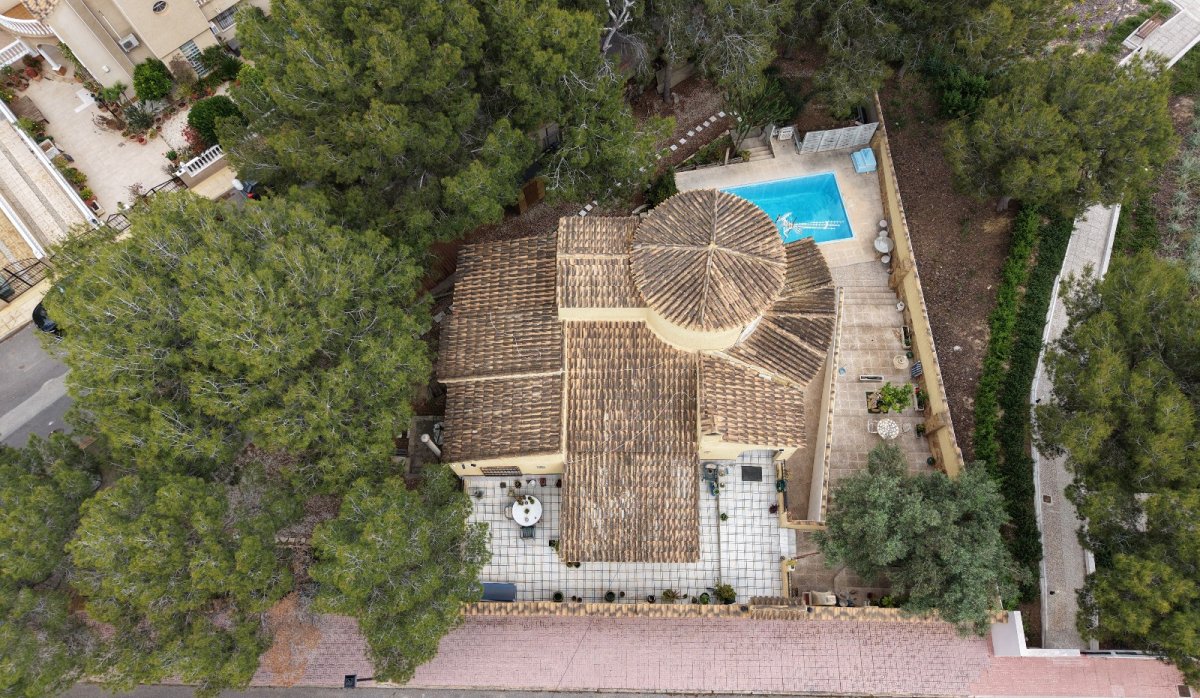 Resale - Villa - Orihuela Costa - Villamartín