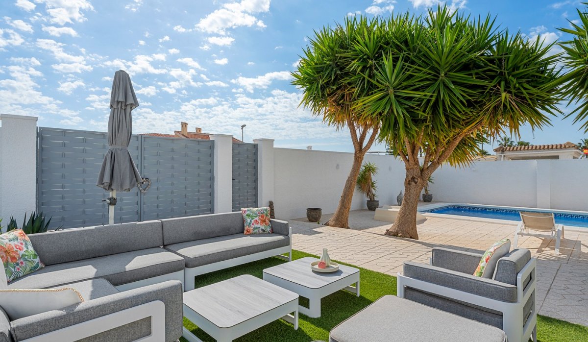 Revente - Maison de ville - Ciudad quesada - Pueblo Bravo
