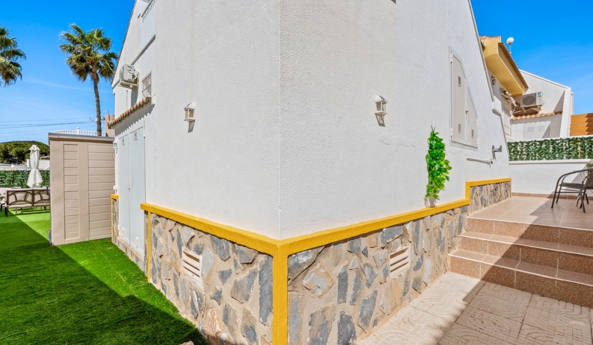 Revente - Villa / Jumelée - Benijofar - Monte Azul/ El Dorado