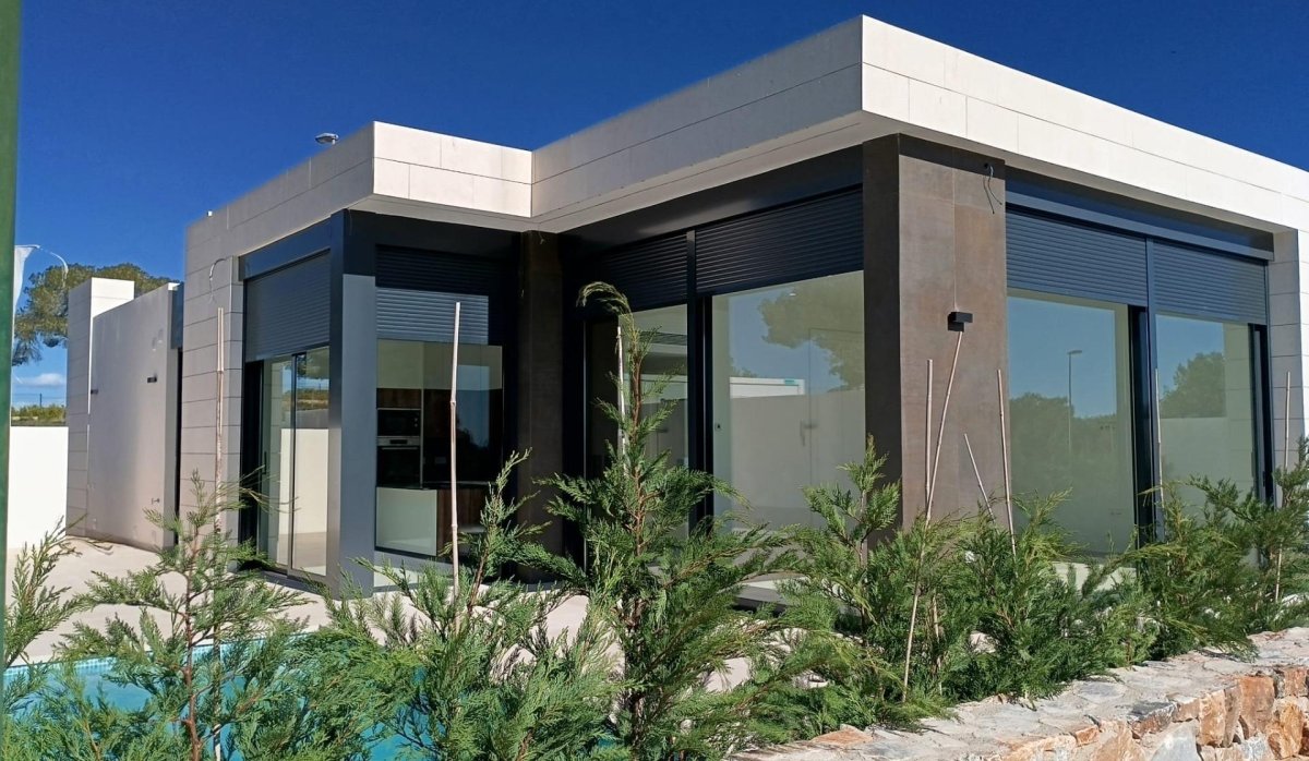 Obra nueva - Villa - Pilar de la Horadada - Roda Golf