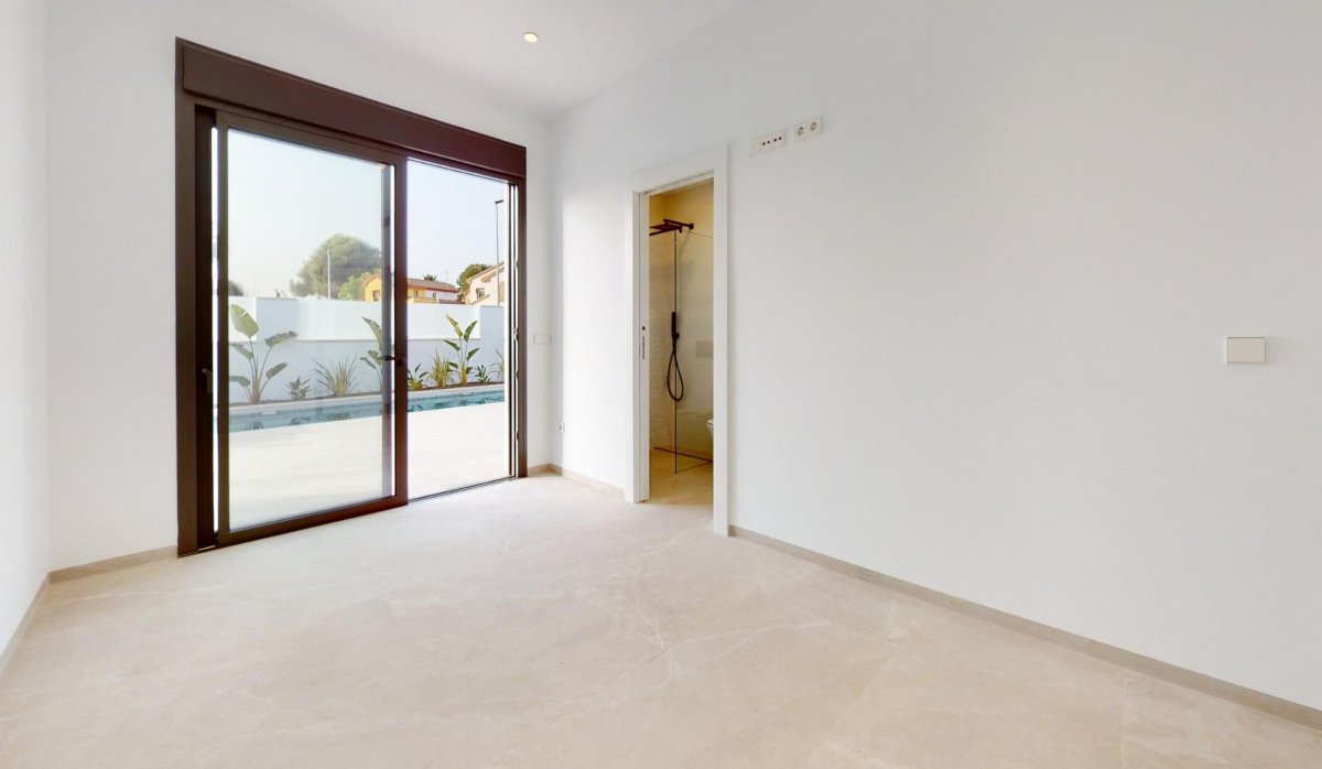 Obra nueva - Villa - Los Alcazares - Serena Golf