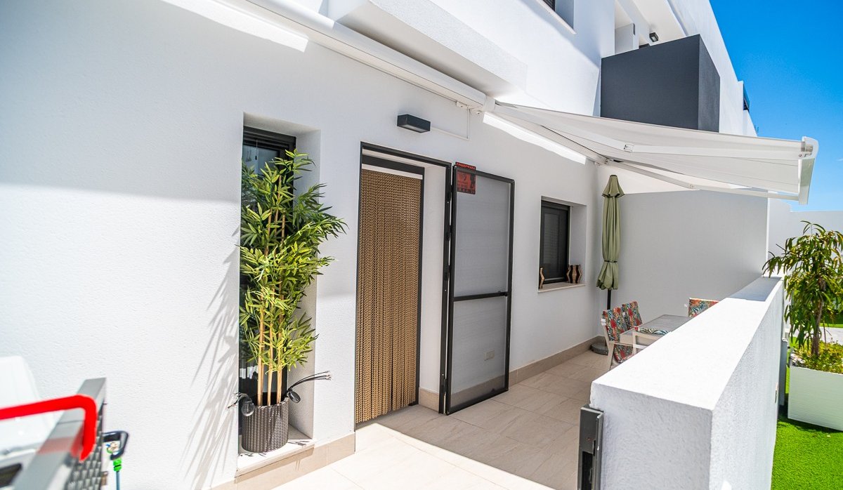 Resale - Apartment / flat - Torrevieja - LOS BALCONES - LOS ALTOS