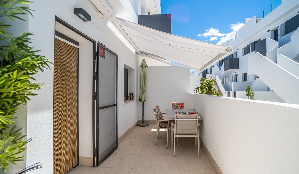 Resale - Apartment / flat - Torrevieja - LOS BALCONES - LOS ALTOS