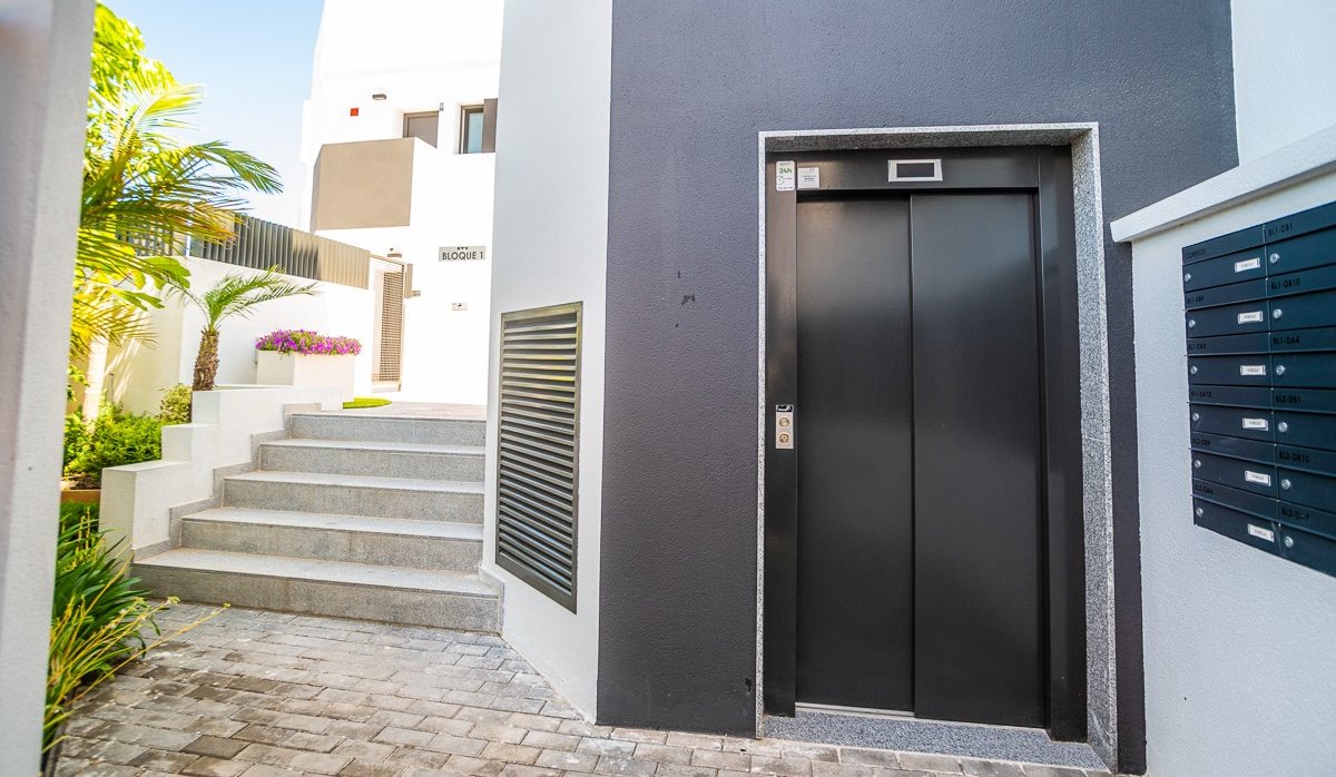 Resale - Apartment / flat - Torrevieja - LOS BALCONES - LOS ALTOS