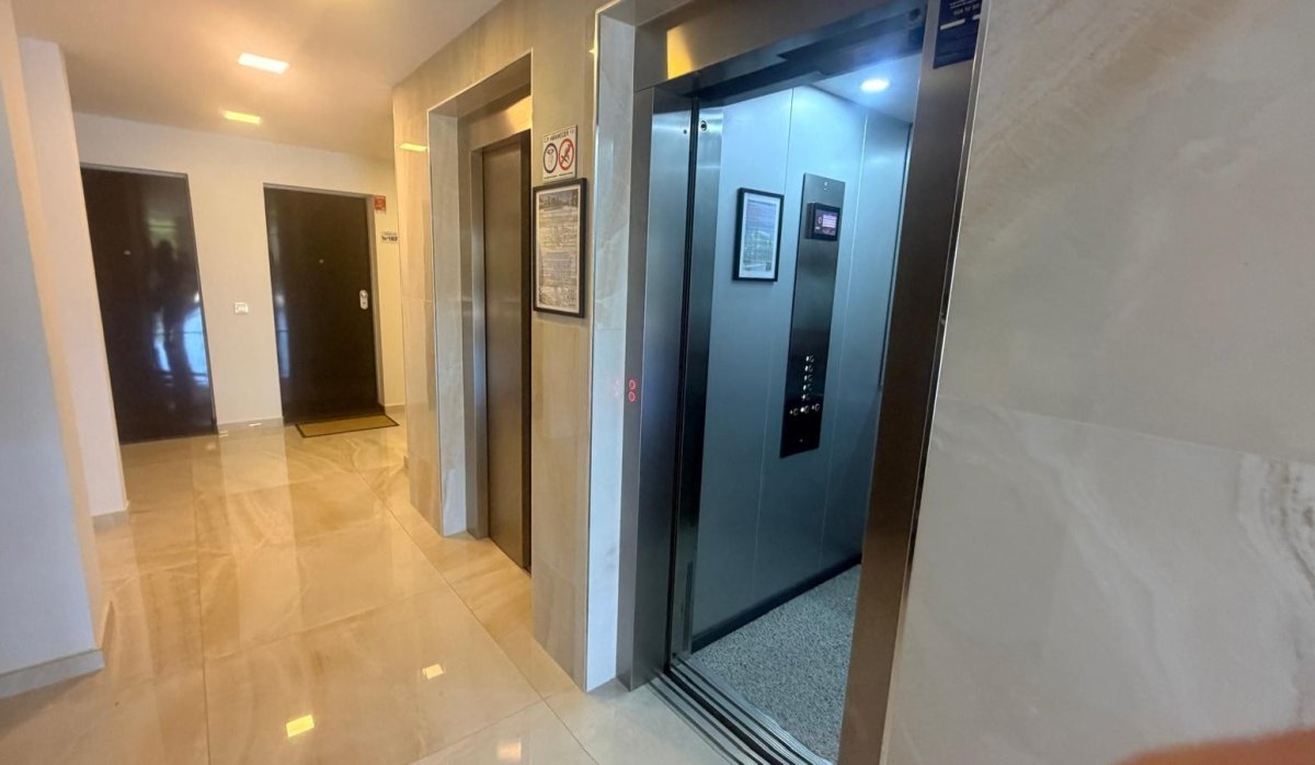 Resale - Apartment / flat - Torrevieja - Los Altos