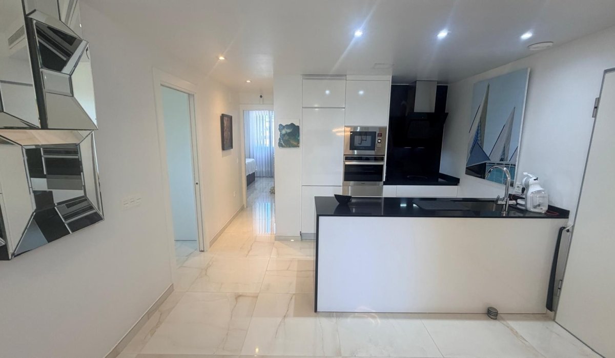 Resale - Apartment / flat - Torrevieja - Los Altos