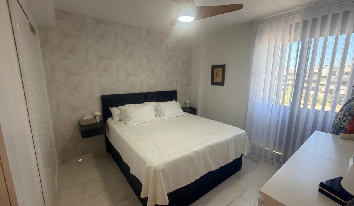 Resale - Apartment / flat - Torrevieja - Los Altos
