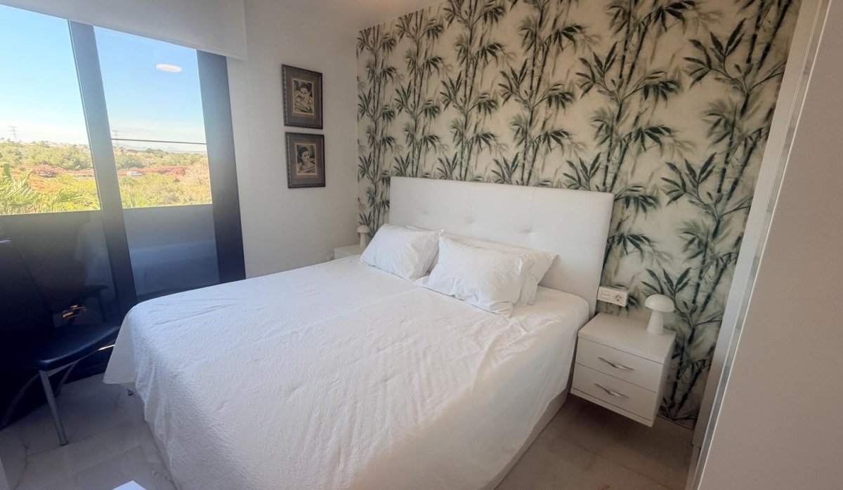Resale - Apartment / flat - Torrevieja - Los Altos