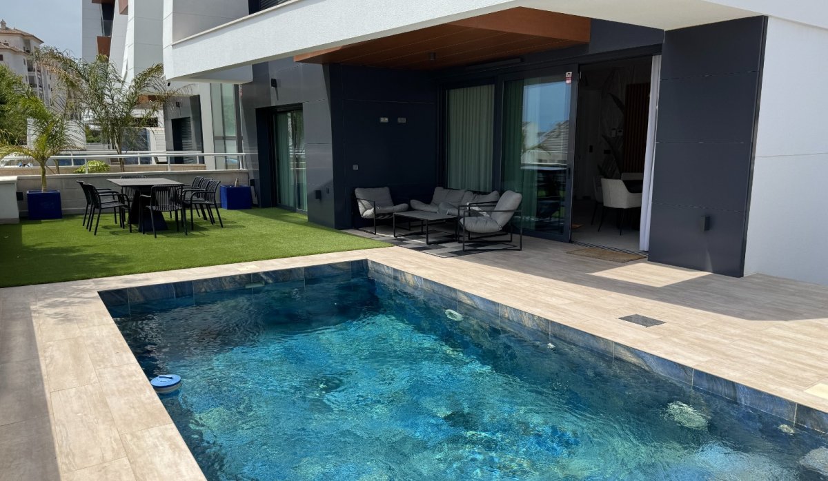 Resale - Apartment / flat - Guardamar del Segura - Los Secanos