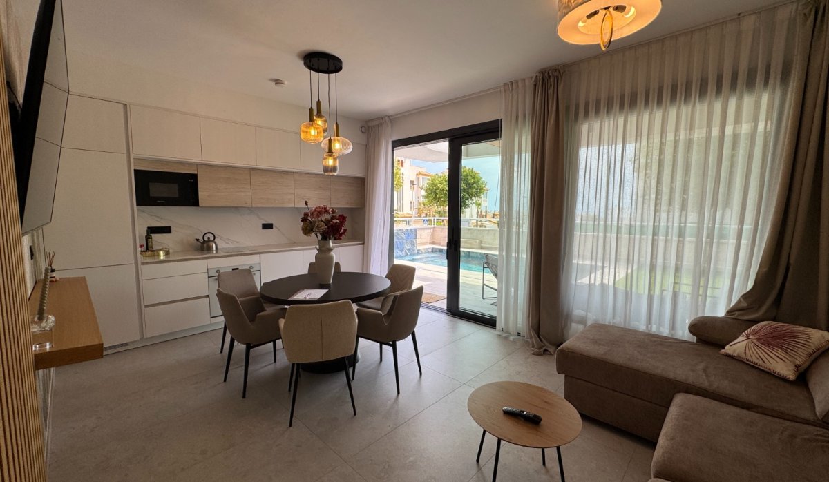 Resale - Apartment / flat - Guardamar del Segura - Los Secanos