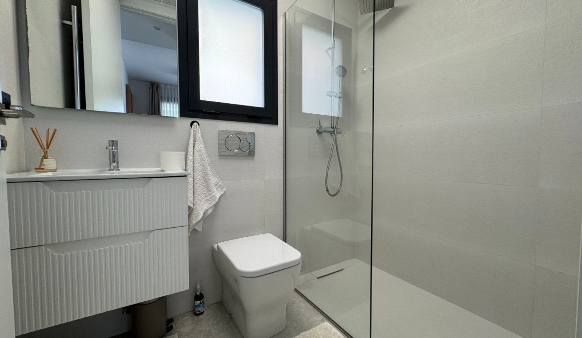 Resale - Apartment / flat - Guardamar del Segura - Los Secanos