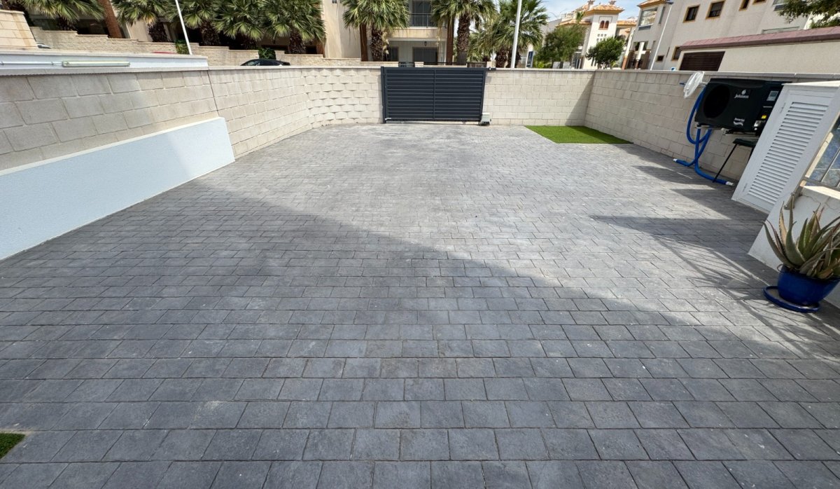 Resale - Apartment / flat - Guardamar del Segura - Los Secanos