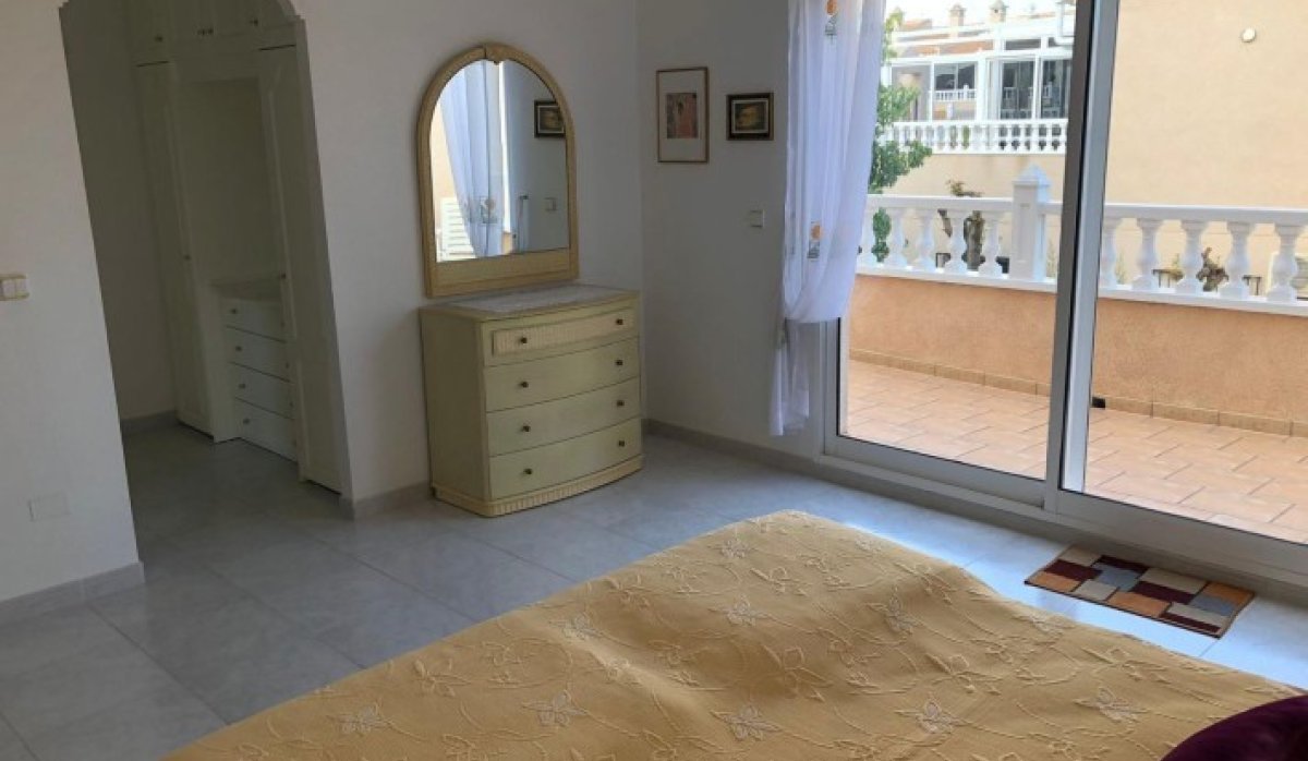 Resale - Apartment / flat - Orihuela Costa - Playa Flamenca