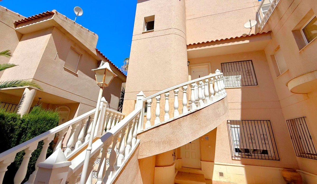 Resale - Apartment / flat - Orihuela Costa - Playa Flamenca