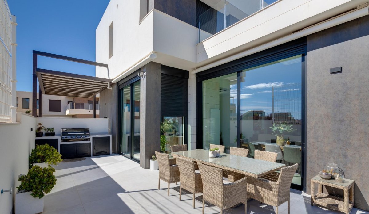 Nouvelle construction - Villa - Pilar de la Horadada - Roda Golf
