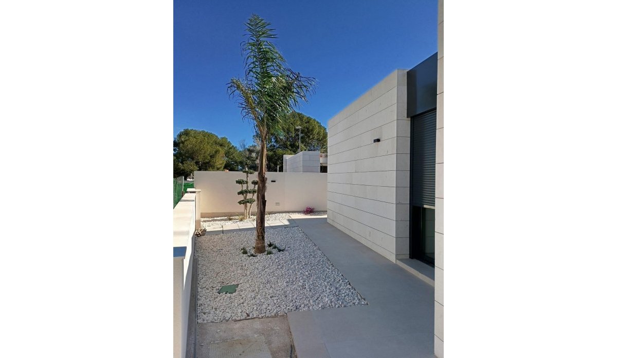 Nouvelle construction - Villa - Pilar de la Horadada - Roda Golf