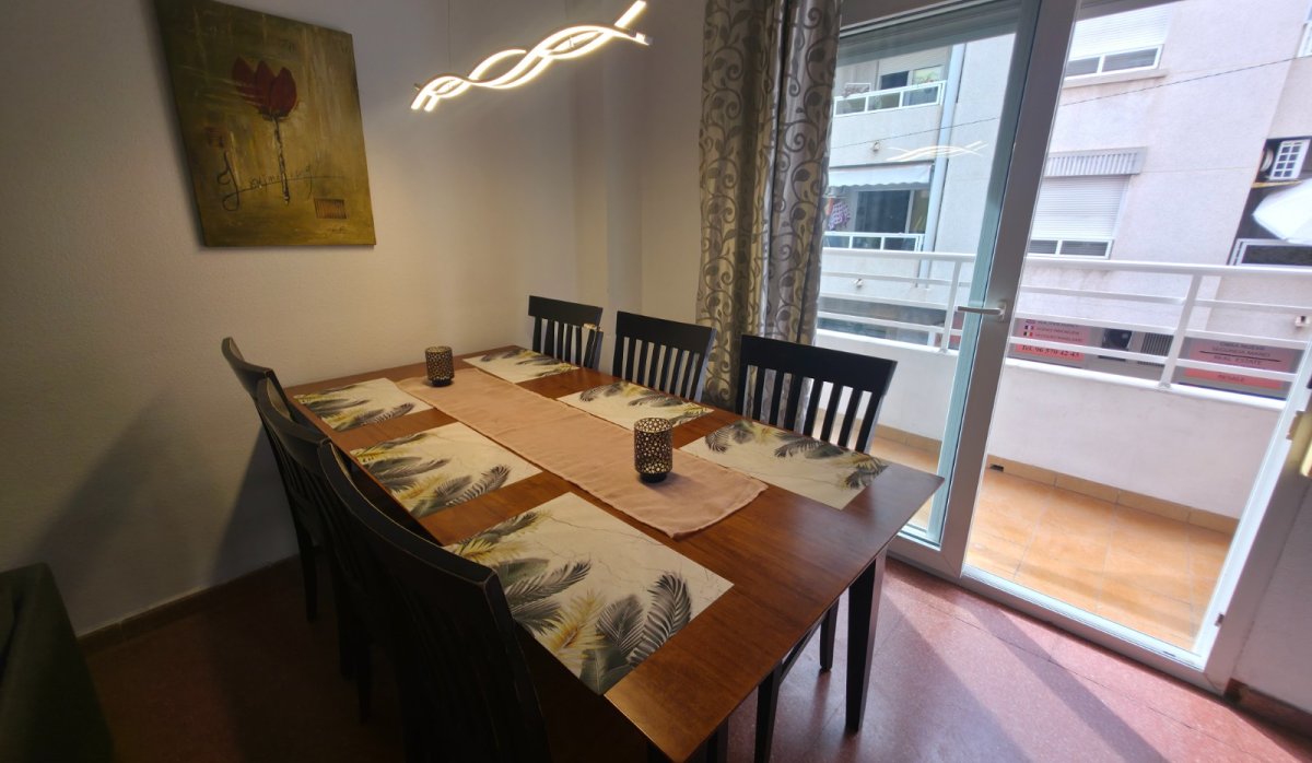 Reventa - Apartamento / piso - Torrevieja - Paseo maritimo