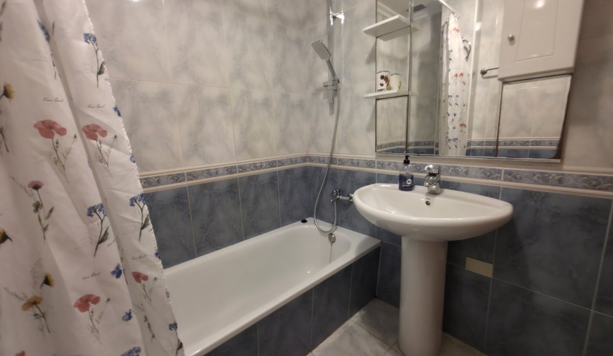 Reventa - Apartamento / piso - Torrevieja - Paseo maritimo