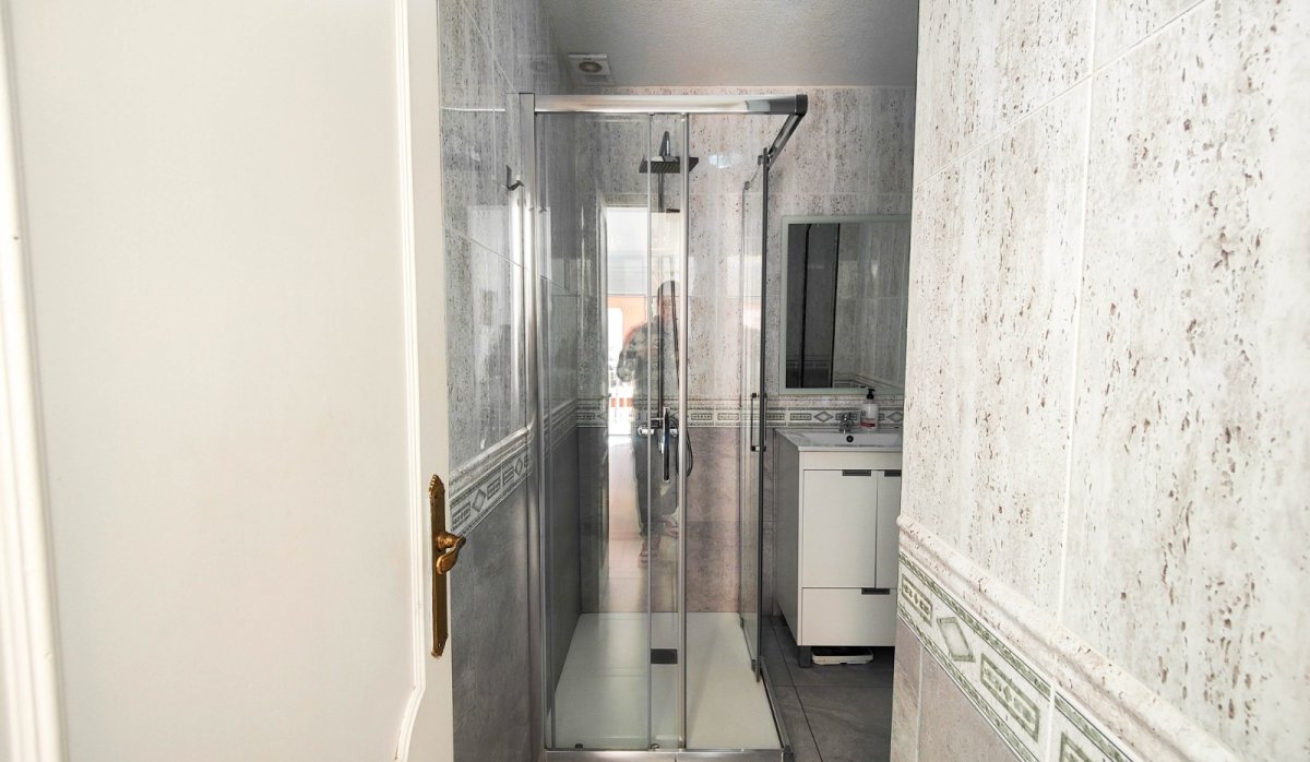 Reventa - Apartamento / piso - Torrevieja - La Mata