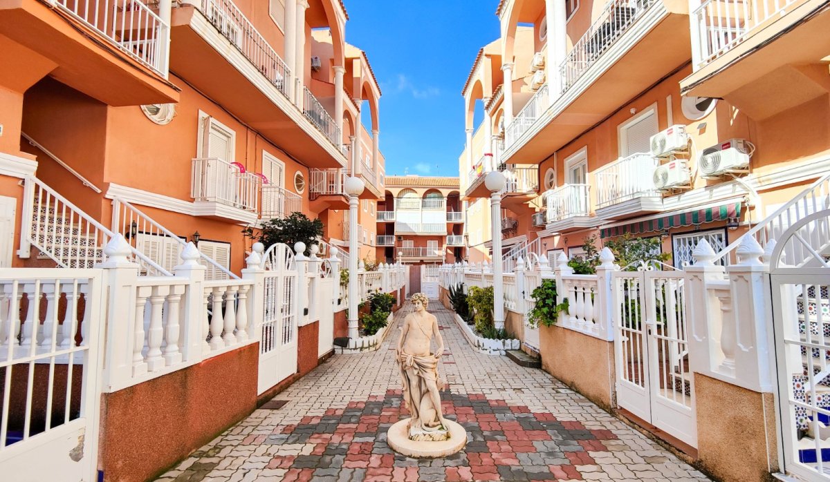 Reventa - Apartamento / piso - Torrevieja - La Mata