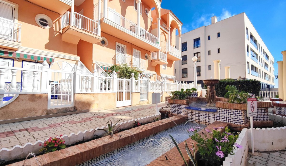 Reventa - Apartamento / piso - Torrevieja - La Mata