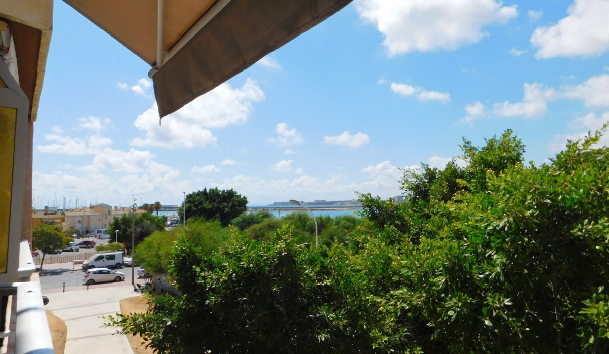 Resale - Apartment / flat - Torrevieja