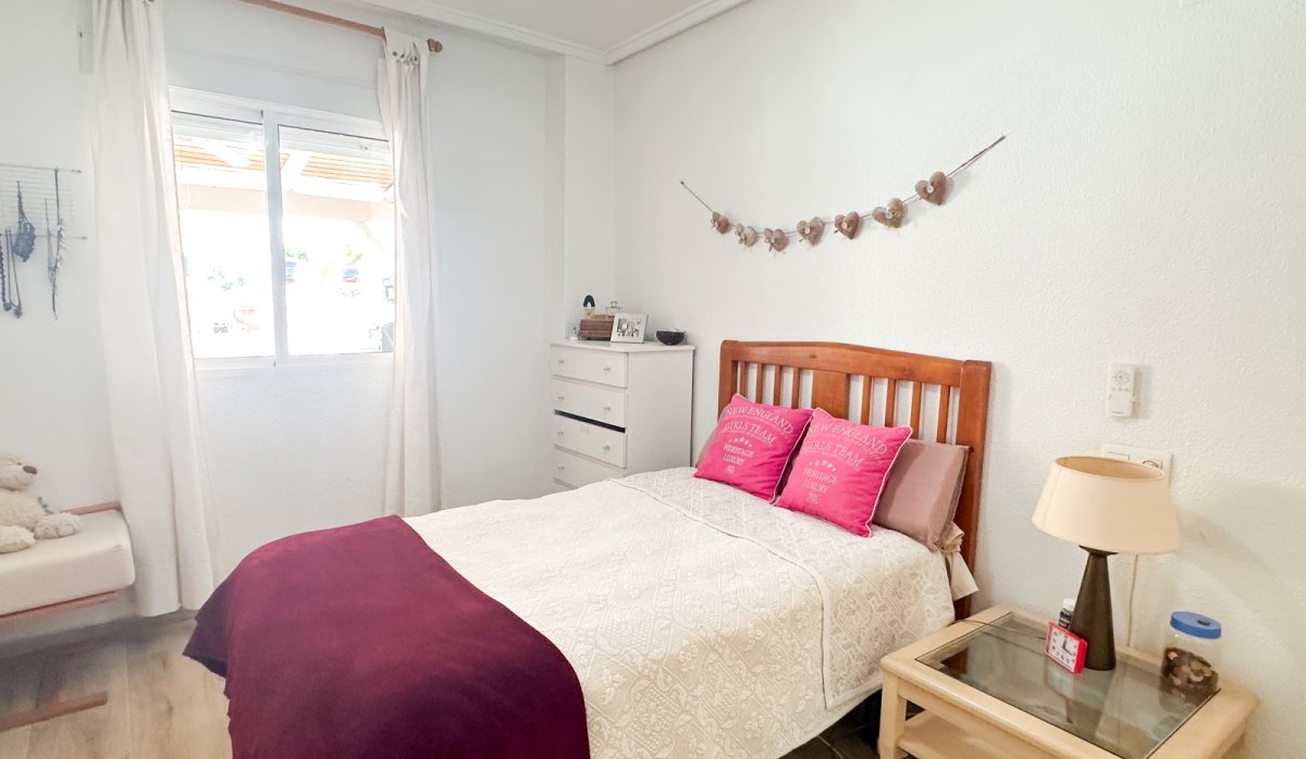 Reventa - Apartamento / piso - Torrevieja - Center
