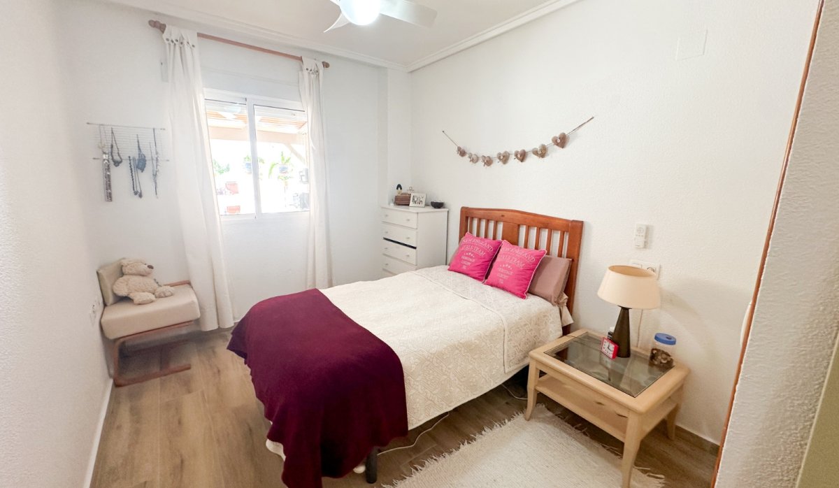 Reventa - Apartamento / piso - Torrevieja - Center