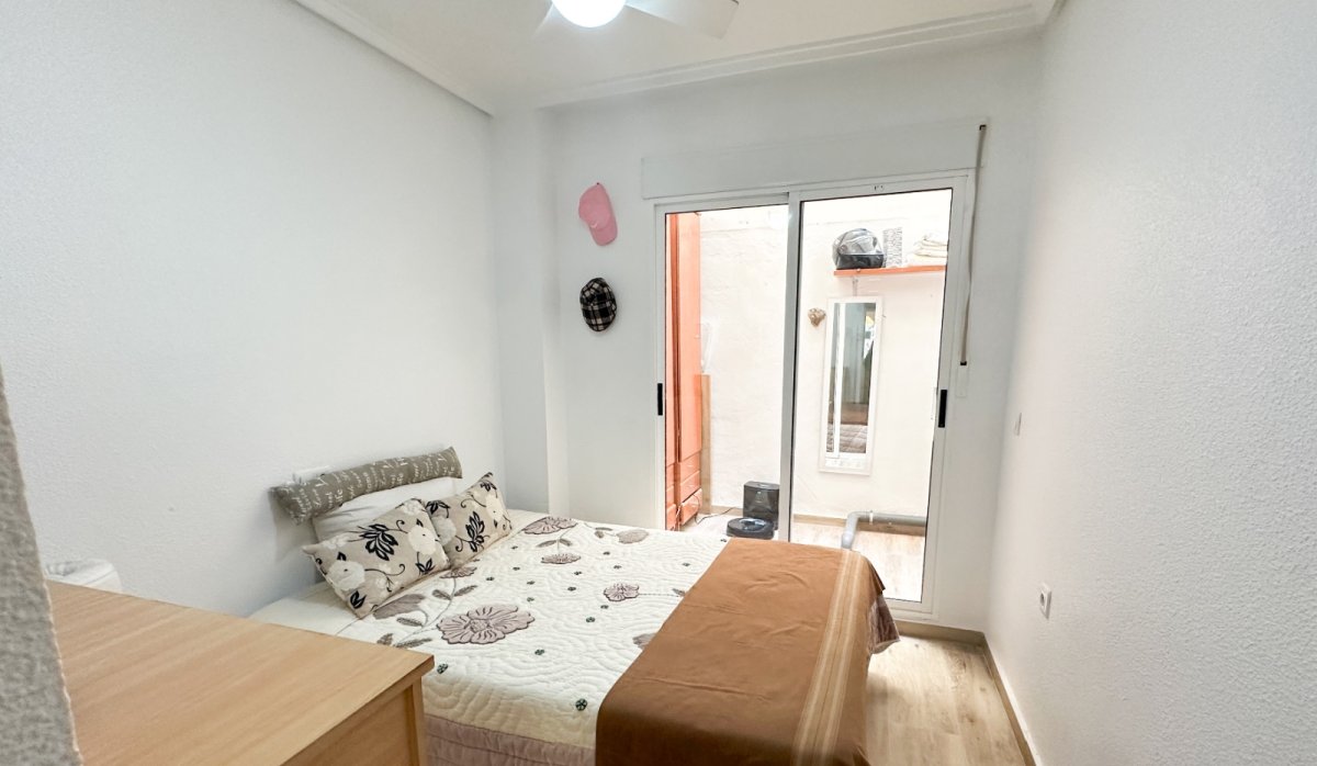 Reventa - Apartamento / piso - Torrevieja - Center