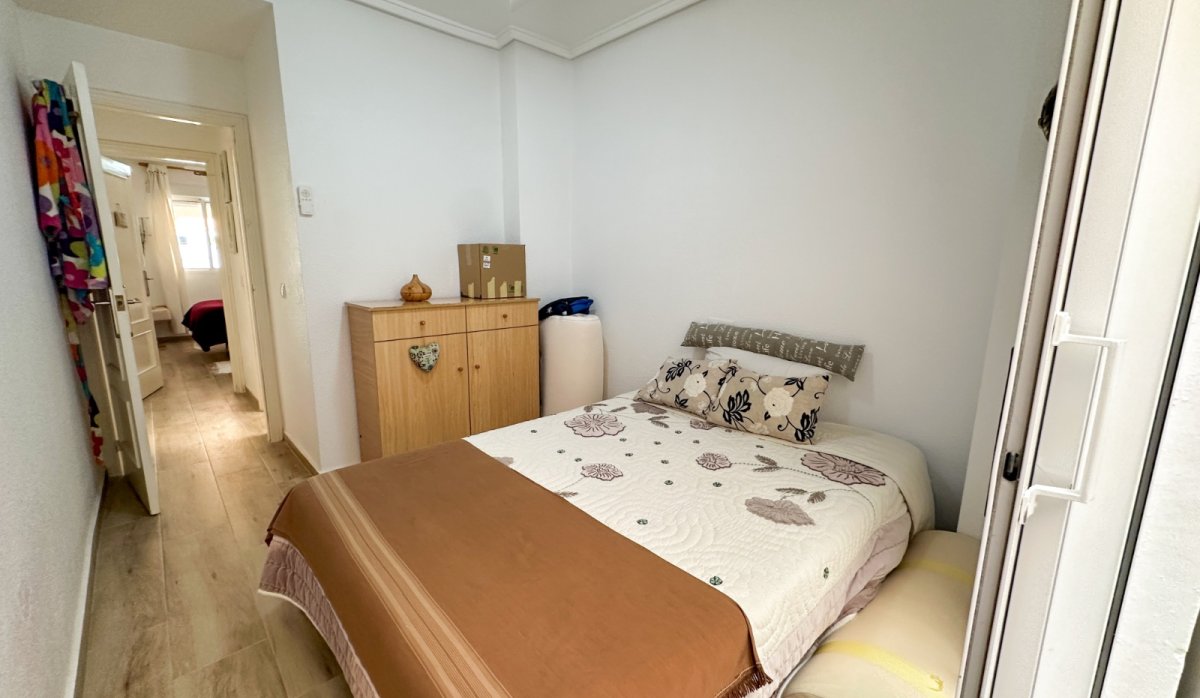 Reventa - Apartamento / piso - Torrevieja - Center