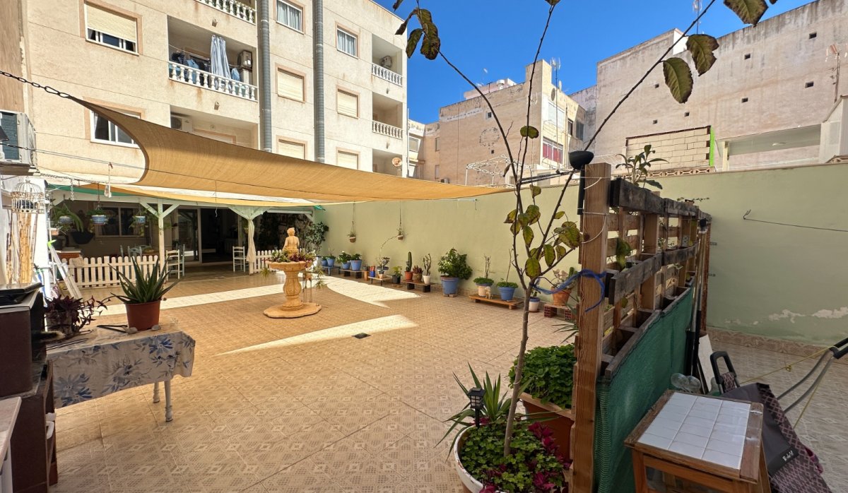 Reventa - Apartamento / piso - Torrevieja - Center