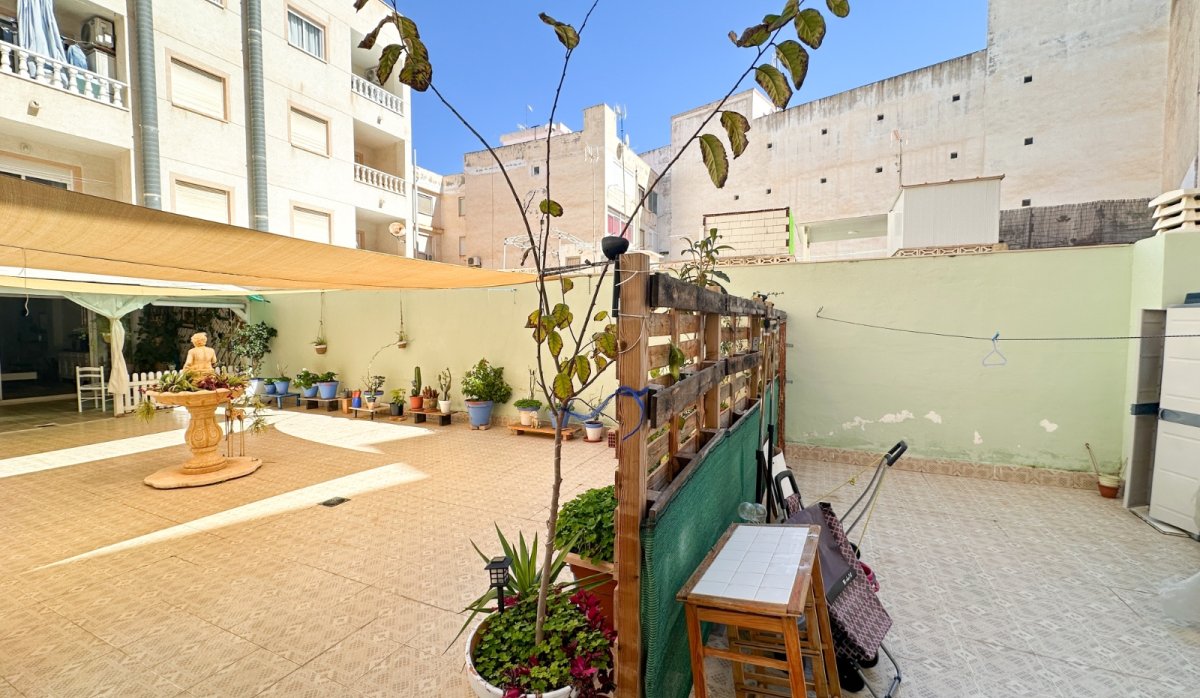 Reventa - Apartamento / piso - Torrevieja - Center