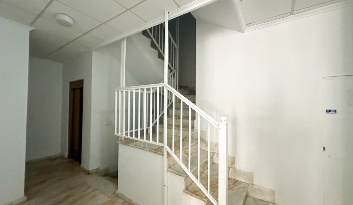 Reventa - Apartamento / piso - Torrevieja - Center