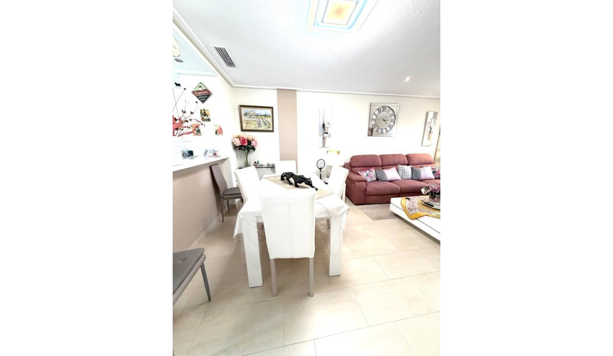 Location  - Apartment - Top Floor - Orihuela Costa - Cabo roig - La Zenia