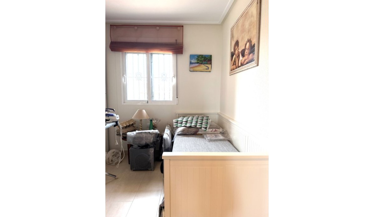 Location  - Apartment - Top Floor - Orihuela Costa - Cabo roig - La Zenia