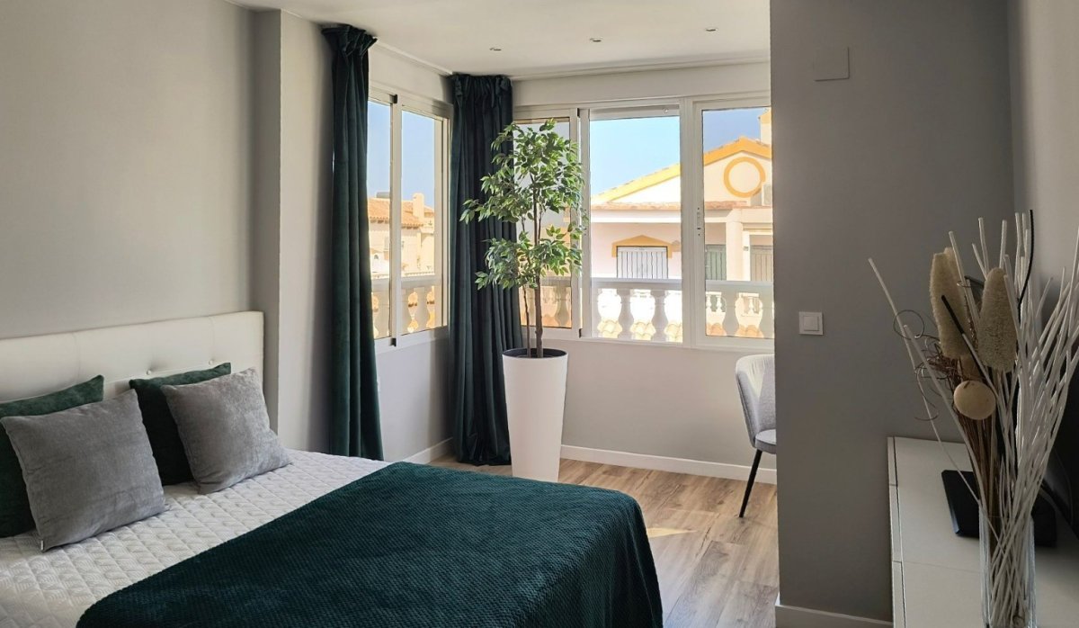 Revente - Maison de ville - Orihuela Costa - Punta Prima