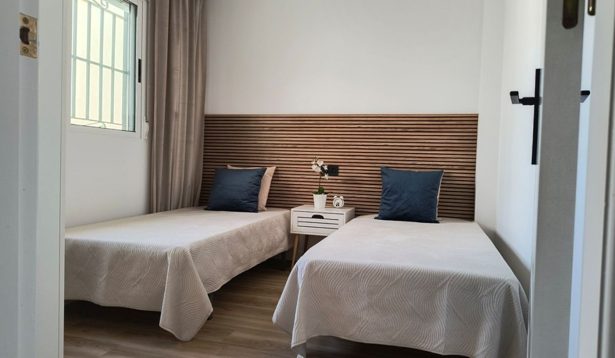 Revente - Maison de ville - Orihuela Costa - Punta Prima