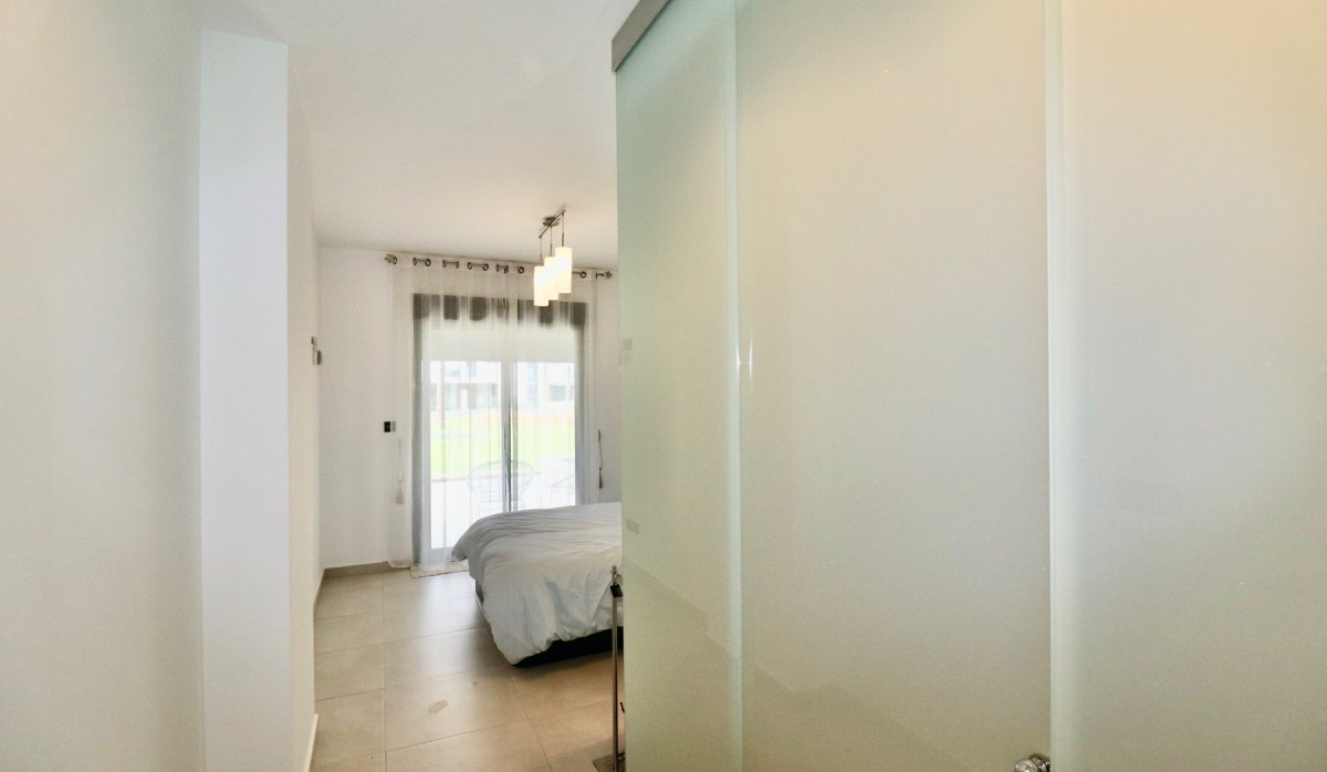 Reventa - Apartamento / piso - Guardamar del Segura - Guardamar - El Raso