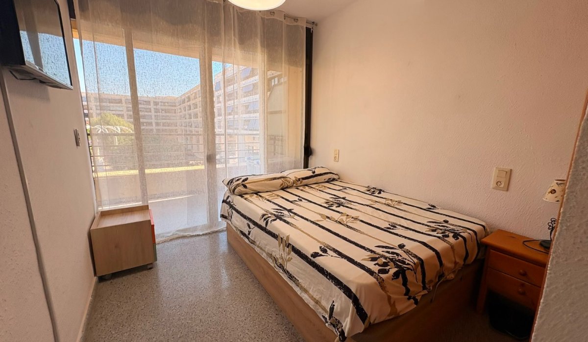 Resale - Apartment / flat - Guardamar del Segura