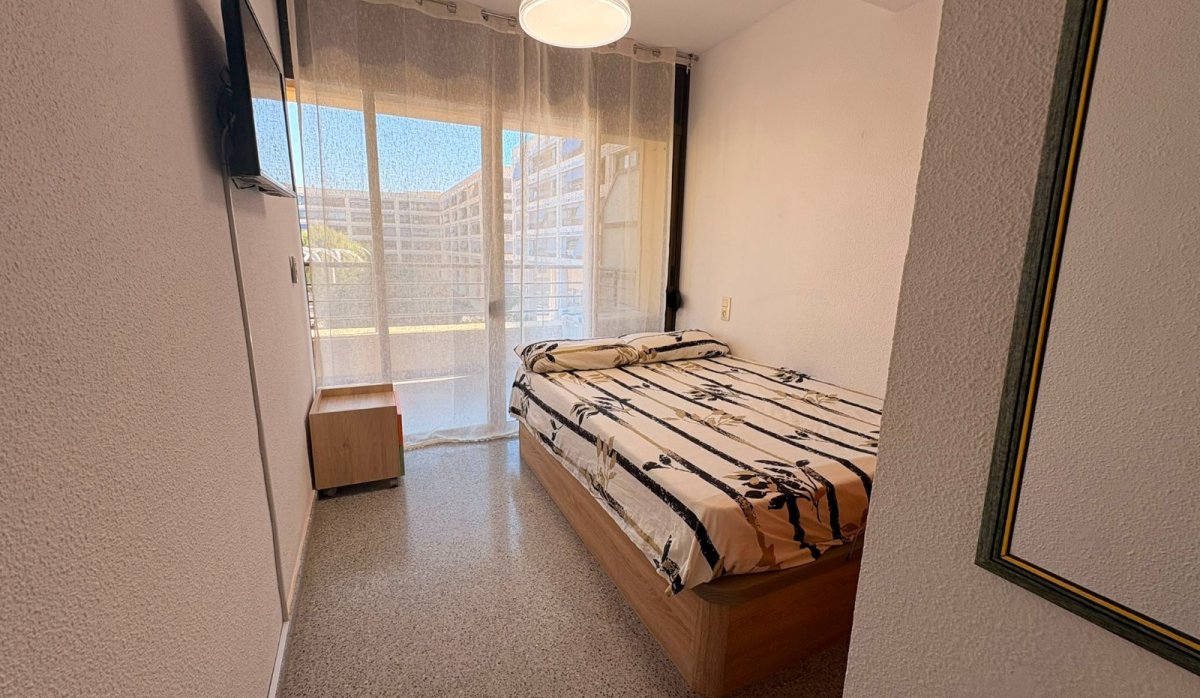 Resale - Apartment / flat - Guardamar del Segura