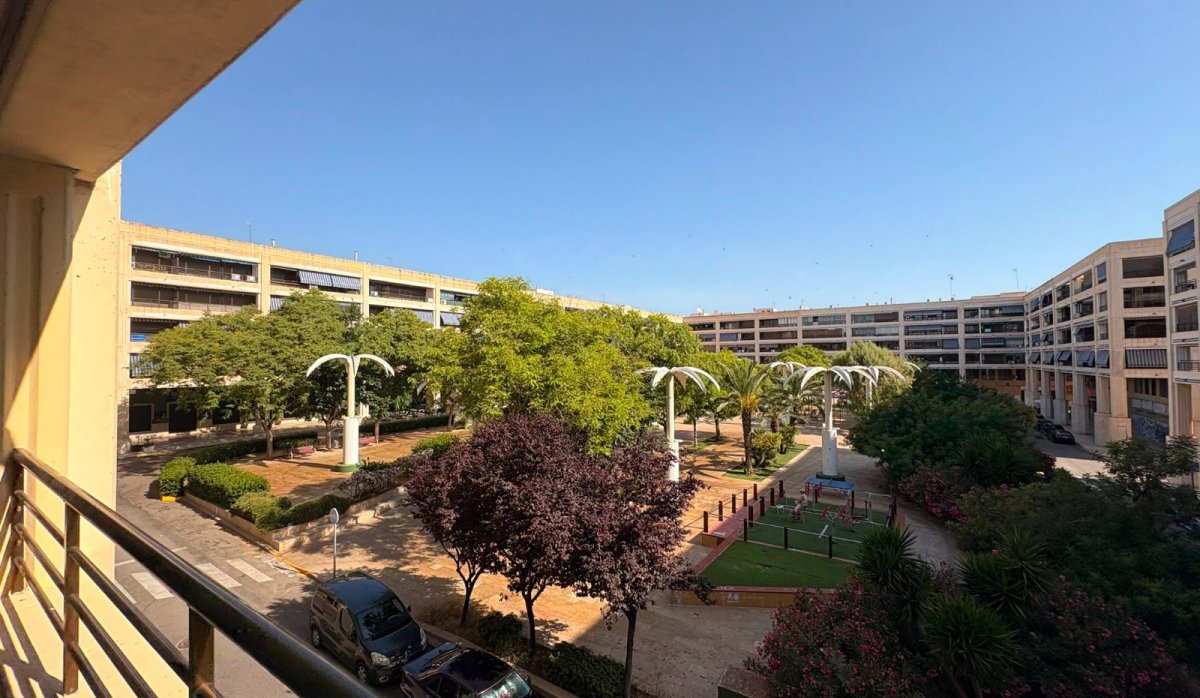 Resale - Apartment / flat - Guardamar del Segura