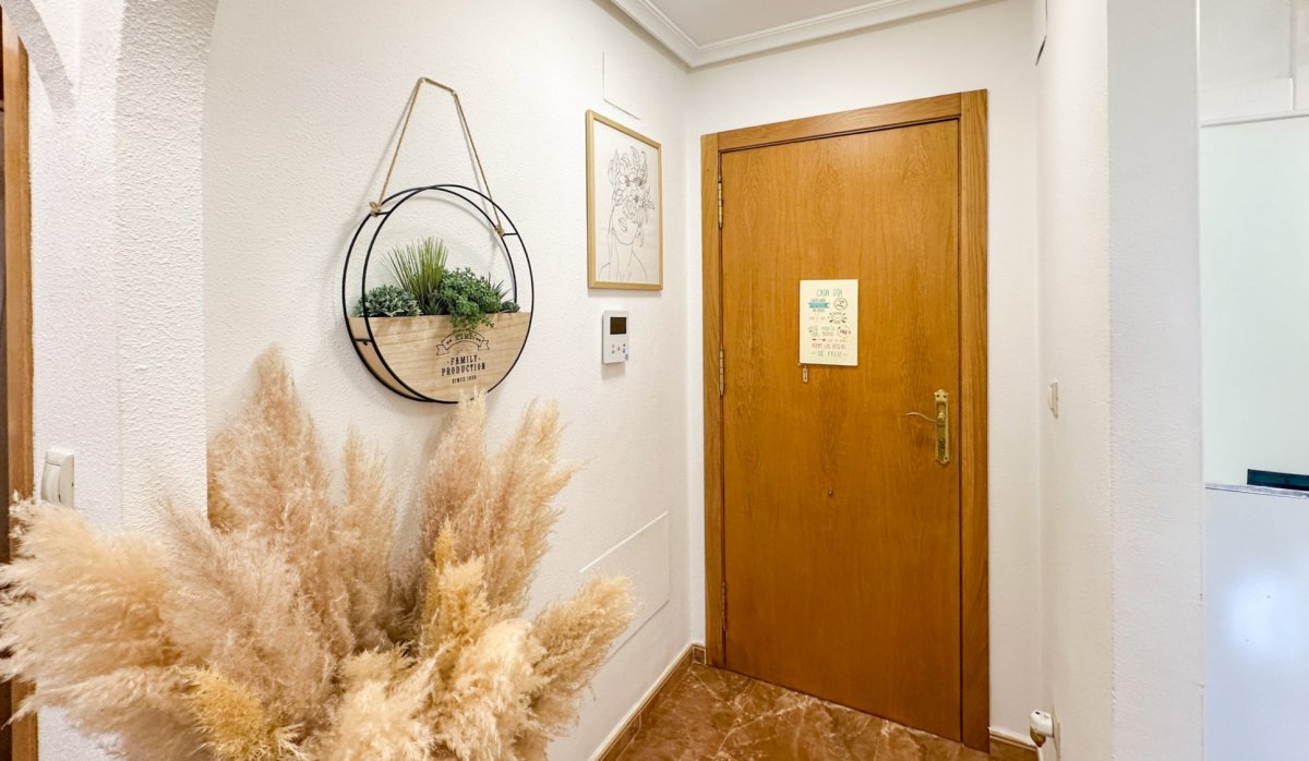 Resale - Apartment / flat - Guardamar del Segura