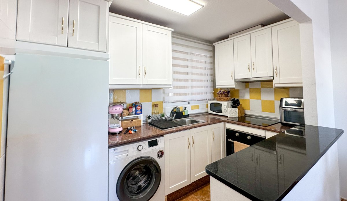 Resale - Apartment / flat - Guardamar del Segura