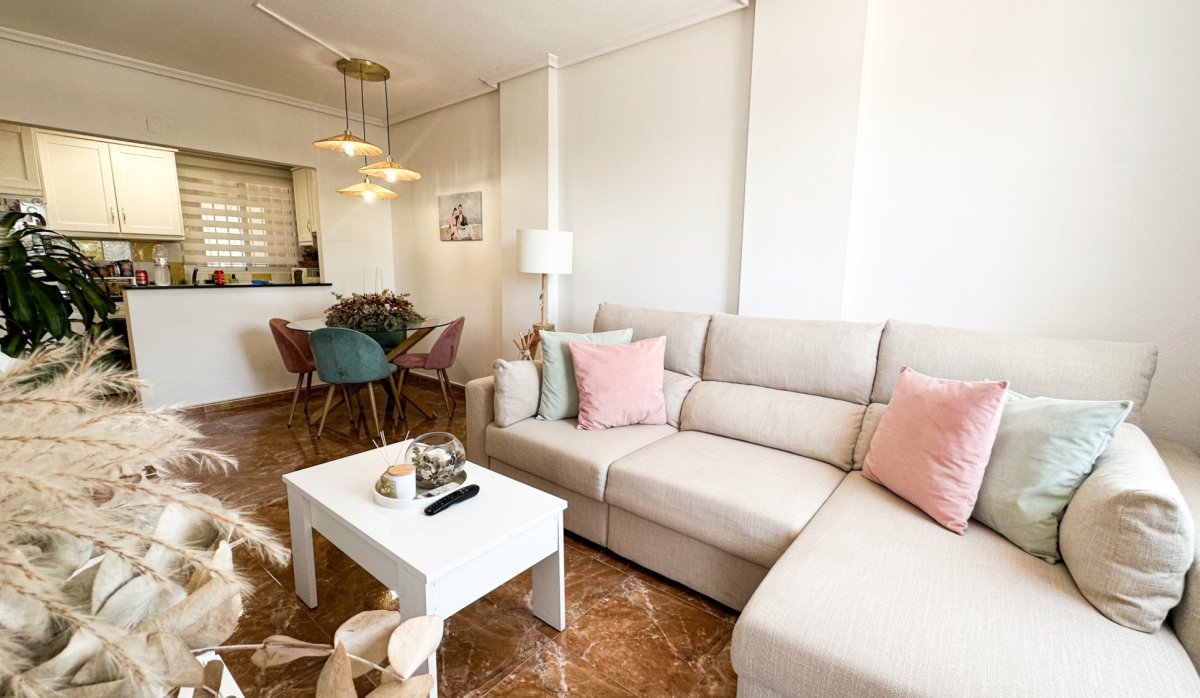 Resale - Apartment / flat - Guardamar del Segura