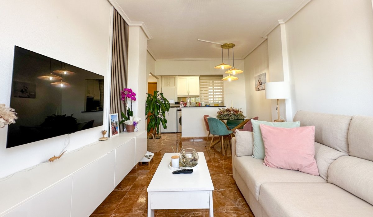 Resale - Apartment / flat - Guardamar del Segura