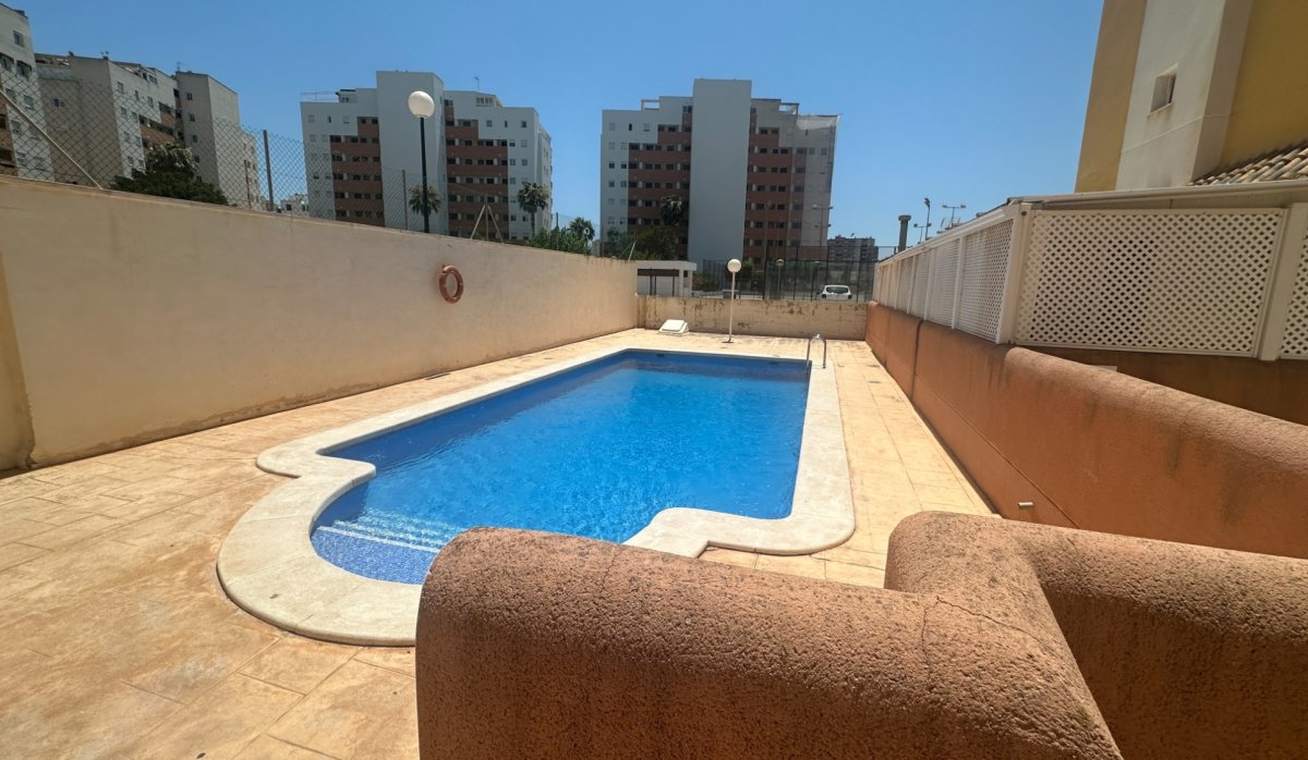Resale - Apartment / flat - Guardamar del Segura
